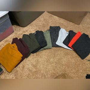 Lot of 10 youth shirts - 5 short sleeve and 5 long sleeve - Old Navy a Size L